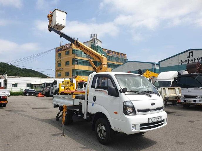 중고 기아 봉고3 1톤바가지차 동해950 고소작업 크레인 사진 9