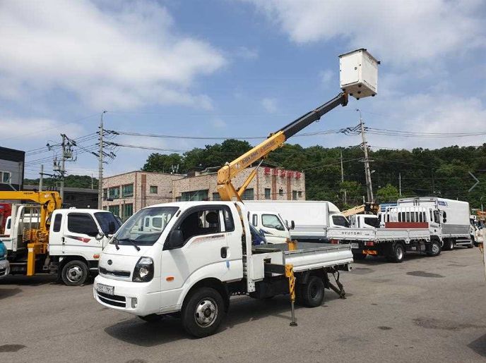 중고 기아 봉고3 1톤바가지차 동해950 고소작업 크레인 사진 8